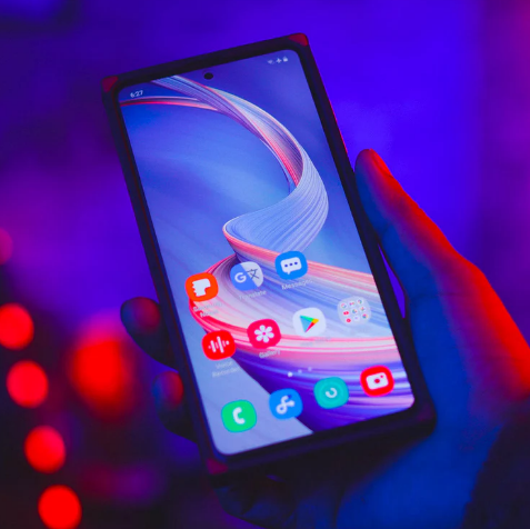 Upgrade Your Tech: Smart Phones & Accessories You’ll Love