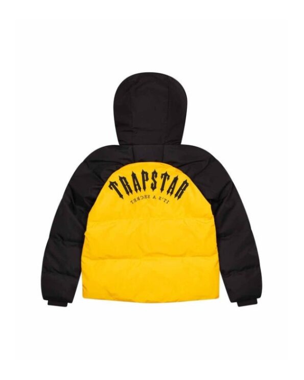 Trapstar Style: Bold Looks for the New Generation